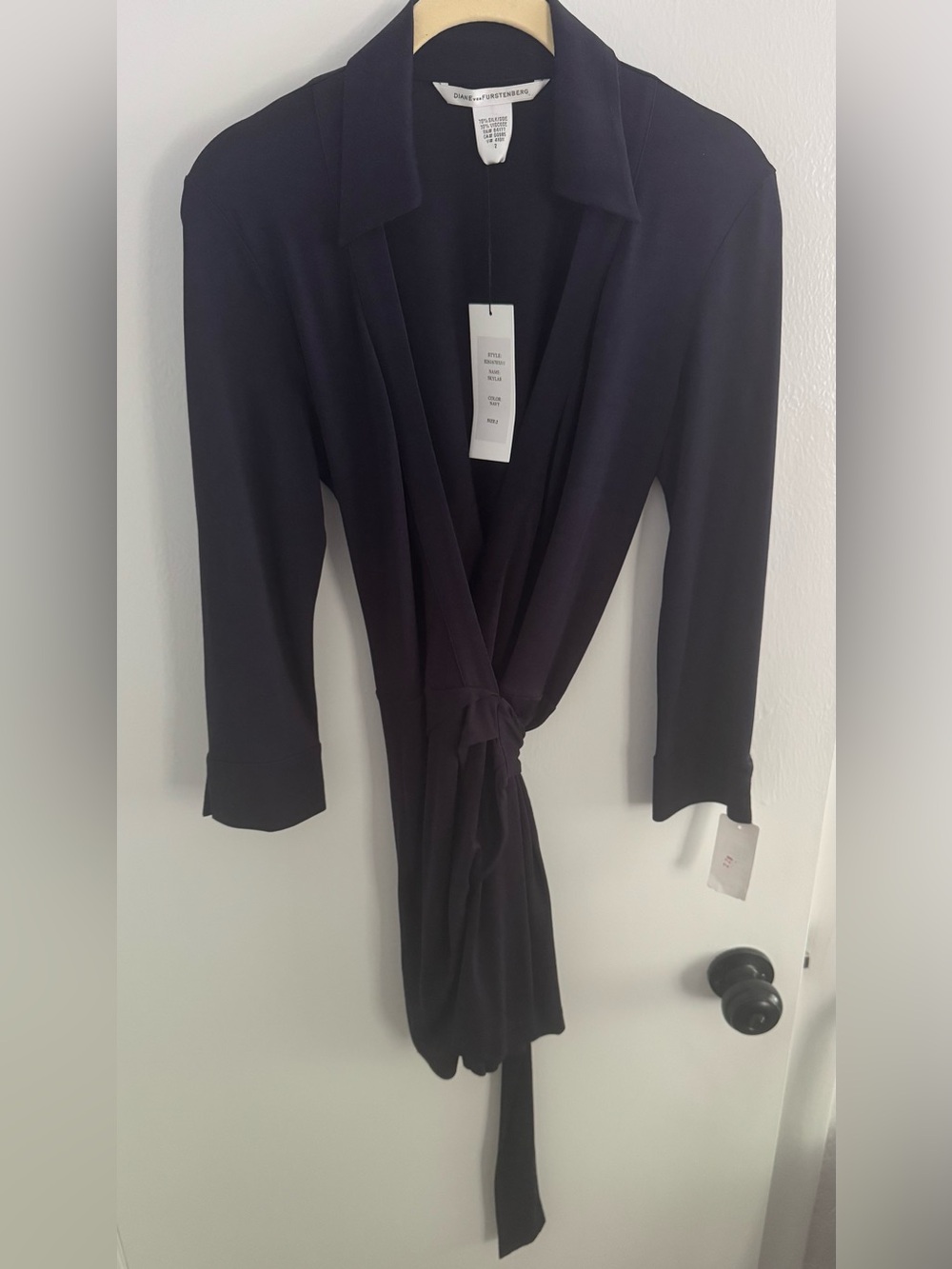 Diane Von Furstenberg DVF Skylar Silk Wrap Dress Navy NWT Size 2